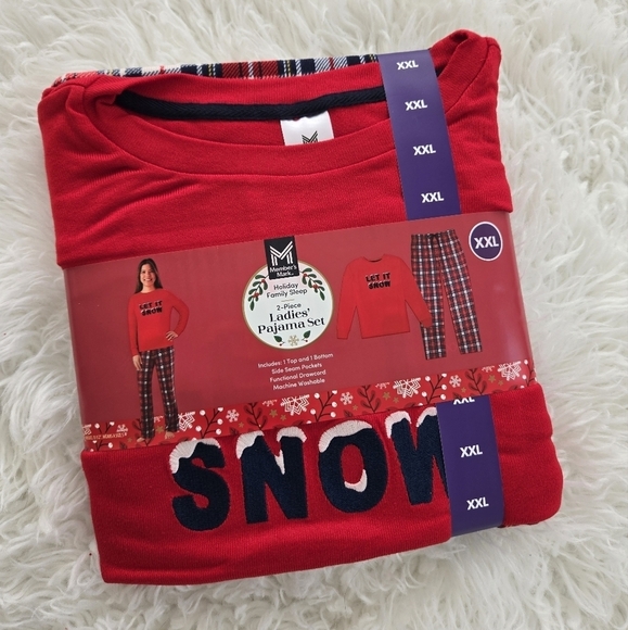 Member's Mark Christmas Women 2-Piece Pajama Set. Let It Snow Print. Siz… - Picture 3 of 6